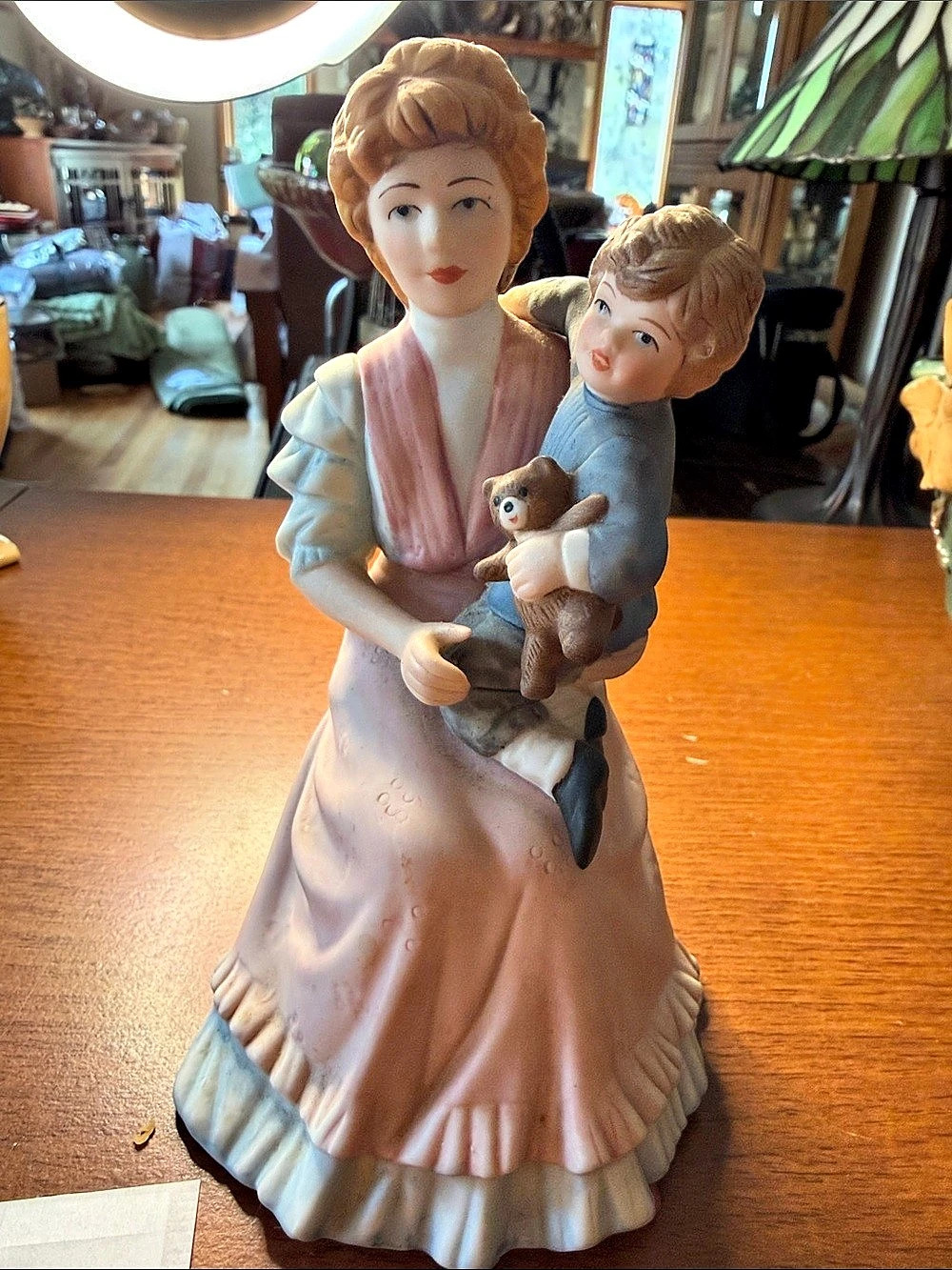 HOMCO 1460 Mother and Child Figurine Decor Pink & Blue